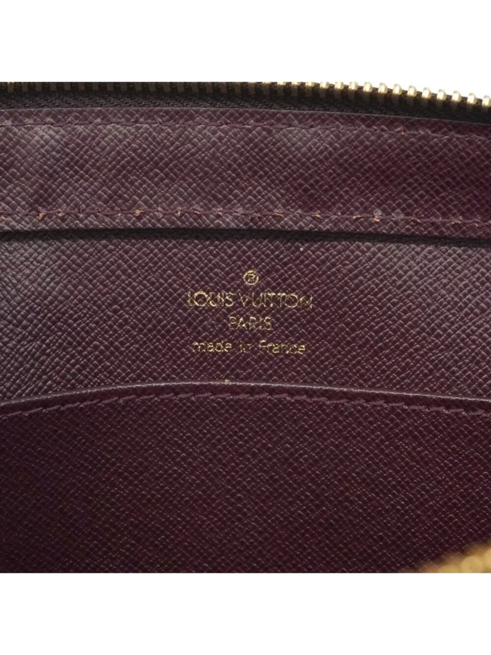 Louis Vuitton Clutch Taiga Baikal Acajou